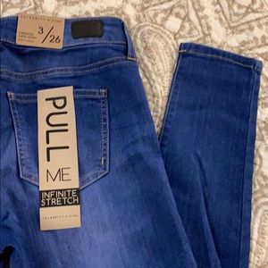 Celebrity Pink Dawson Super Skinny Blue